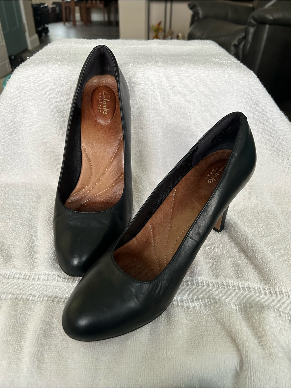 Clarks Black Leather Mid-Heel Court Shoes